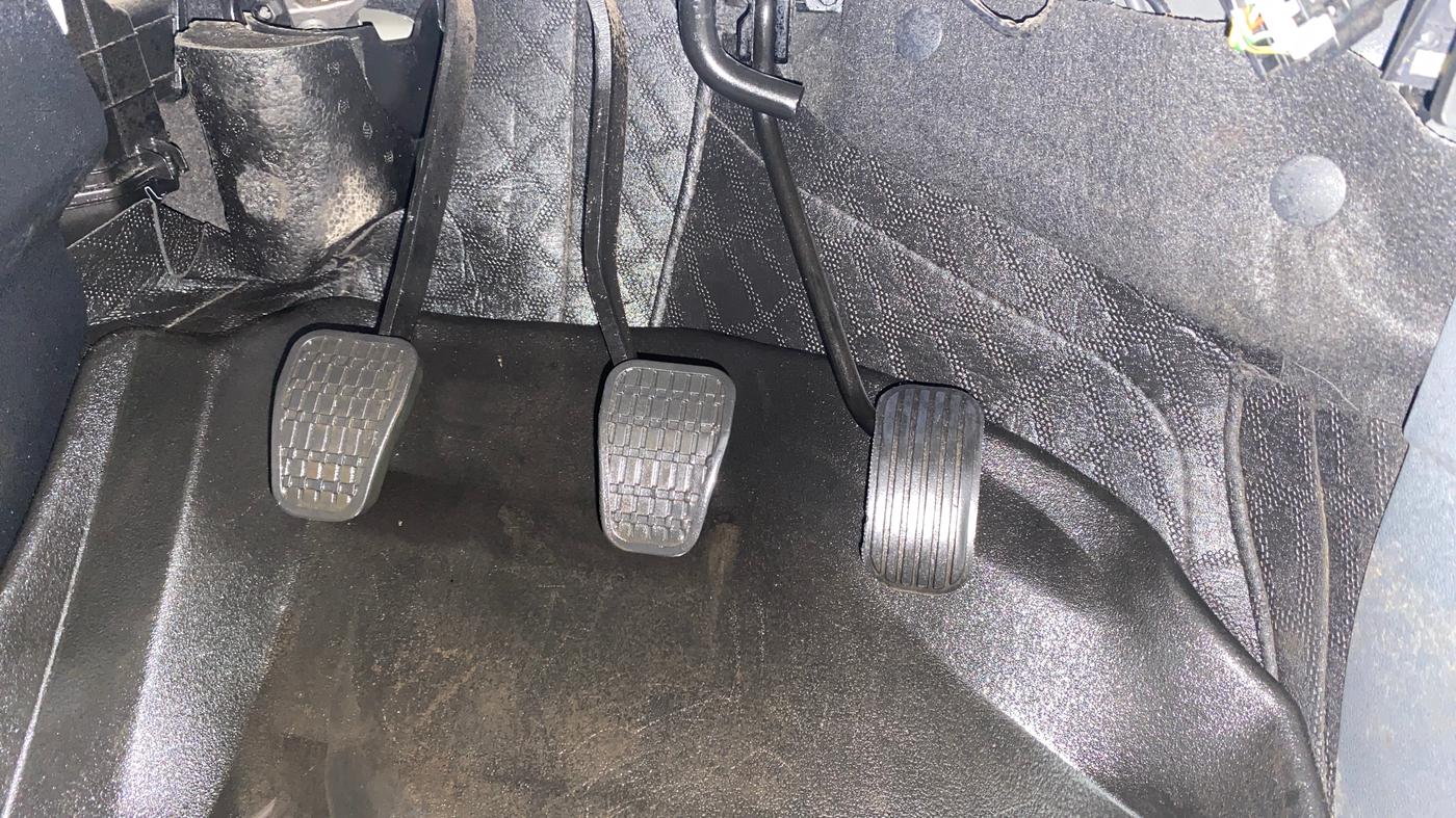 2025 Tata Tiago XZ iCNG, CNG, Manual, 7,727 km, Pedals