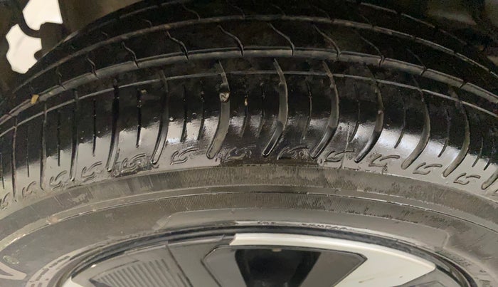 2025 Tata Tiago XZ iCNG, CNG, Manual, 7,727 km, Right Rear Tyre Tread