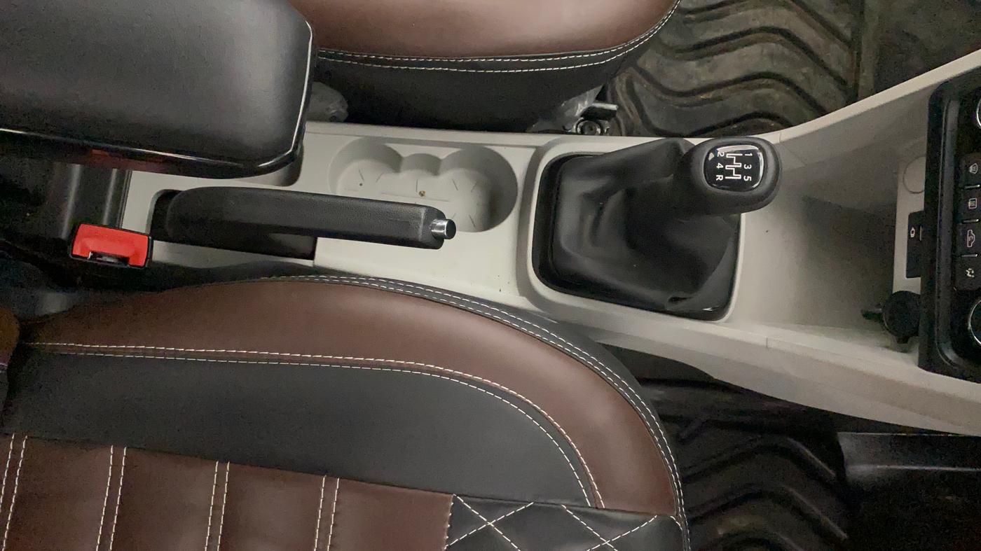 2025 Tata Tiago XZ iCNG, CNG, Manual, 7,727 km, Gear Lever