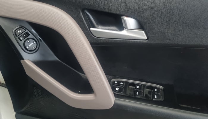 2019 Hyundai Creta SX 1.6 PETROL, Petrol, Manual, 1,08,819 km, Driver Side Door Panels Control