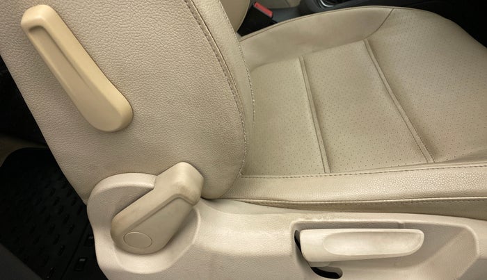 2014 Volkswagen Jetta COMFORTLINE 2.0L TDI, Diesel, Manual, 87,321 km, Driver Side Adjustment Panel