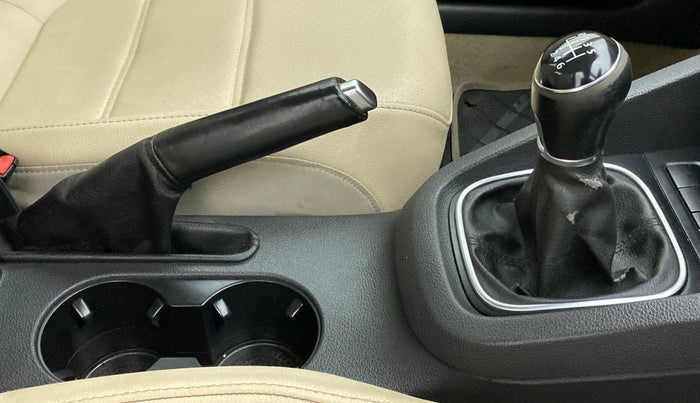 2014 Volkswagen Jetta COMFORTLINE 2.0L TDI, Diesel, Manual, 87,321 km, Gear Lever