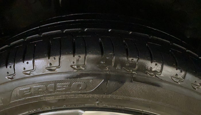 2020 Honda City 1.5L I-VTEC ZX CVT, Petrol, Automatic, 24,445 km, Right Rear Tyre Tread