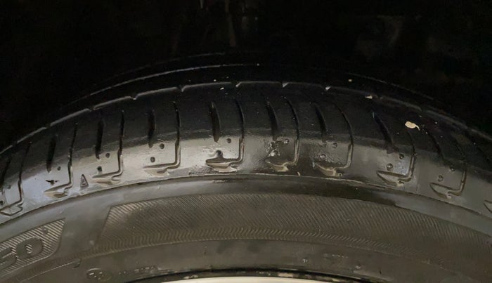 2020 Honda City 1.5L I-VTEC ZX CVT, Petrol, Automatic, 24,445 km, Right Front Tyre Tread