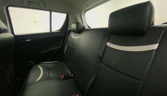 2014 Maruti Swift VXI, Petrol, Manual, 27,069 km, Right Side Rear Door Cabin