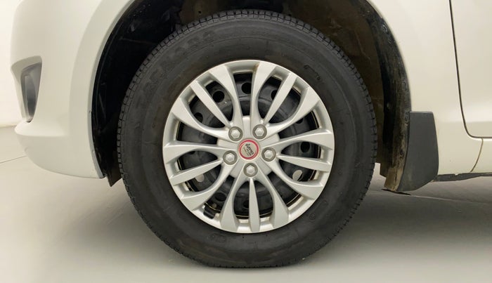 2014 Maruti Swift VXI, Petrol, Manual, 27,069 km, Left Front Wheel