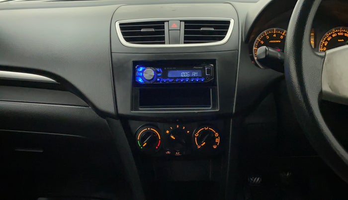 2014 Maruti Swift VXI, Petrol, Manual, 27,069 km, Air Conditioner