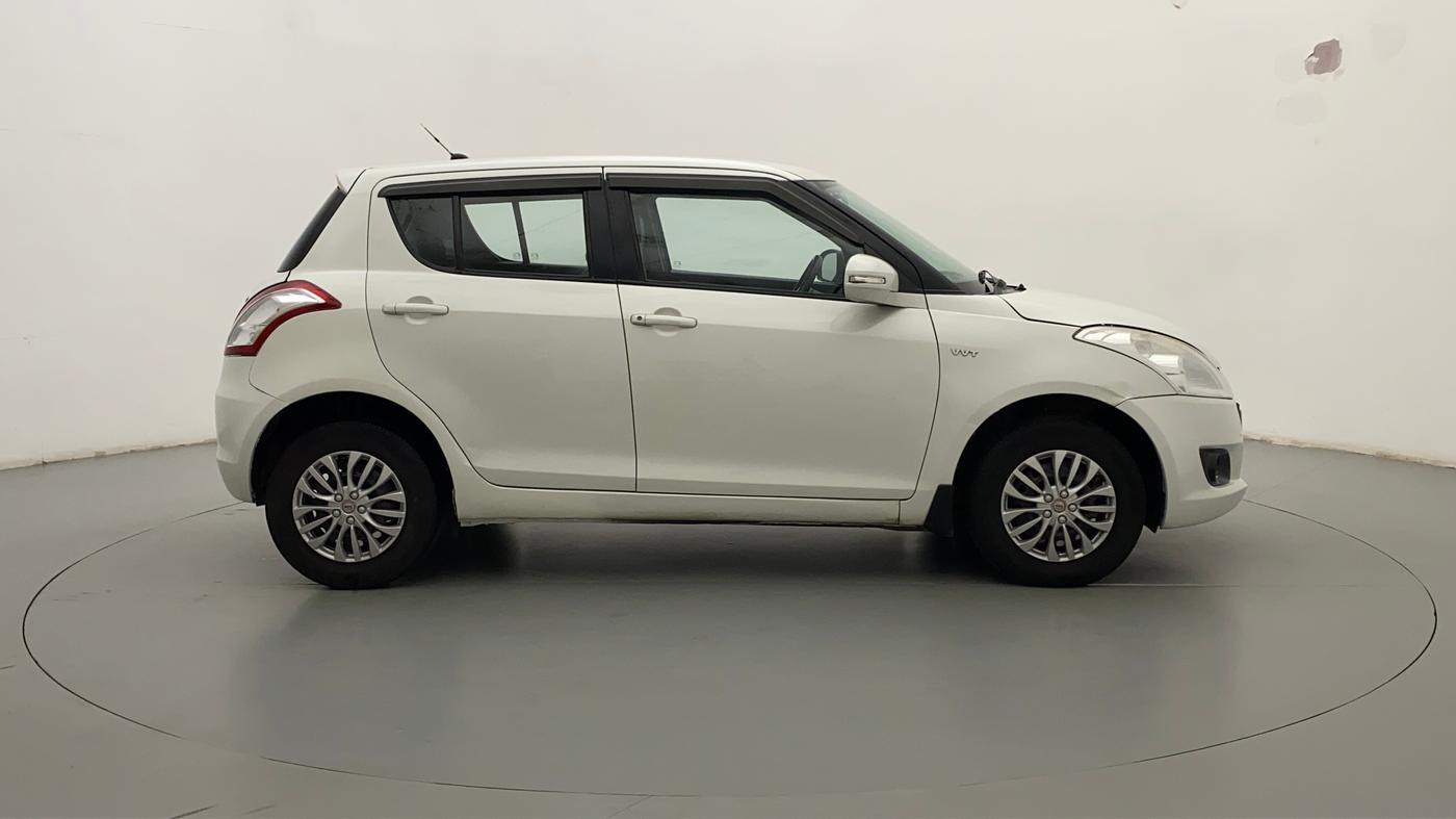 2014 Maruti Swift VXI, Petrol, Manual, 27,069 km, Right Side