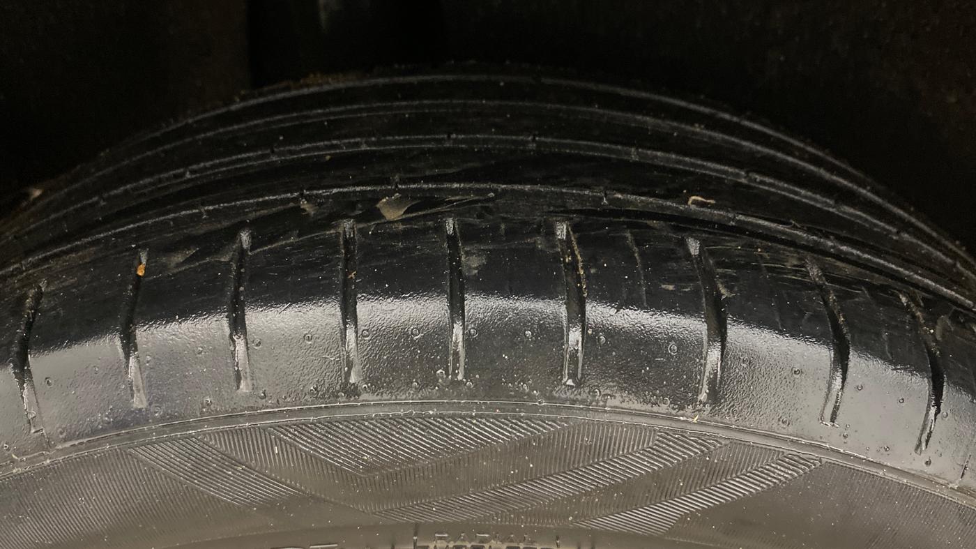 2021 Maruti Baleno ZETA PETROL 1.2, Petrol, Manual, 61,273 km, Right Rear Tyre Tread