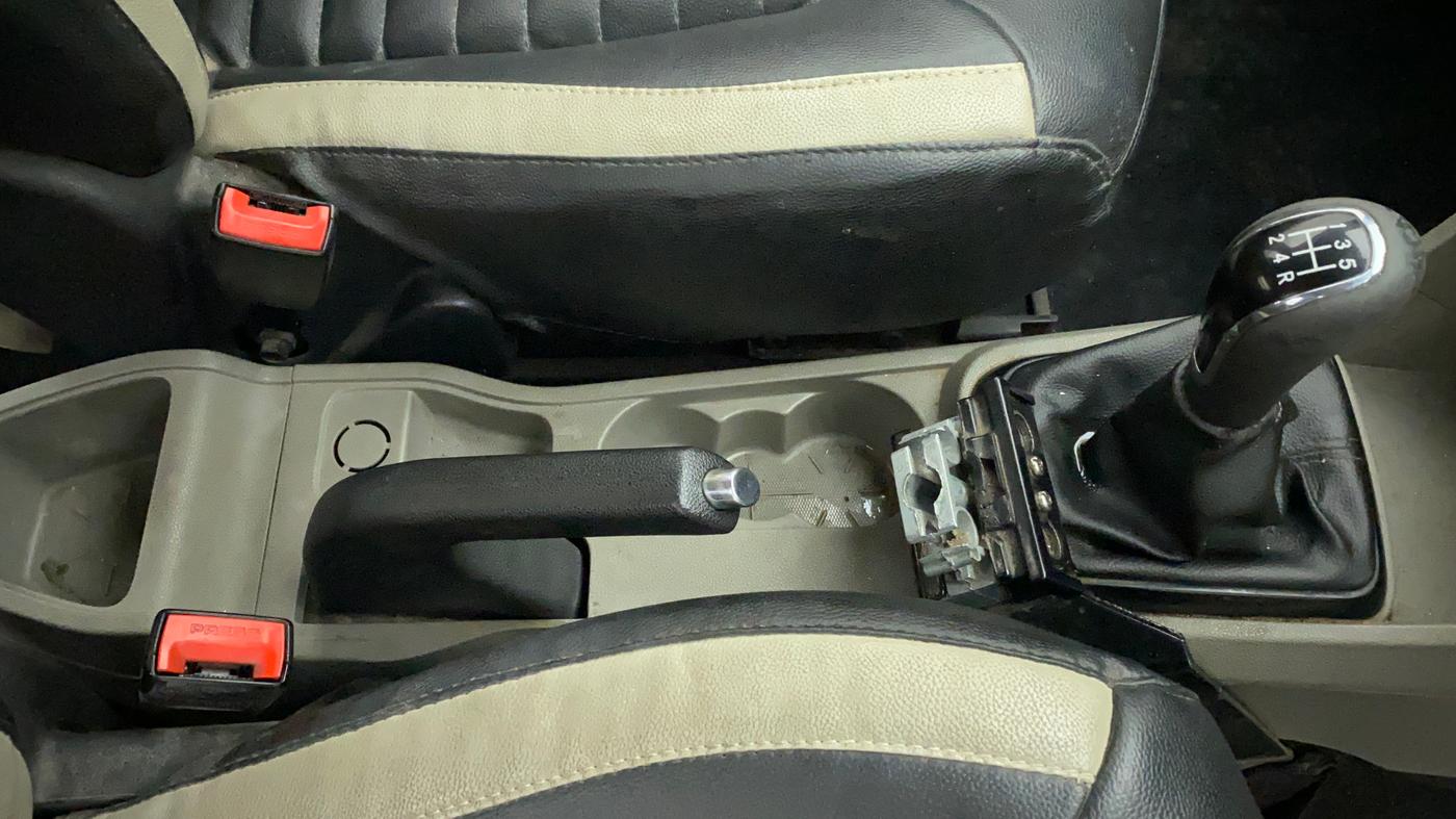 2018 Tata Tiago XE PETROL, Petrol, Manual, 47,846 km, Gear Lever