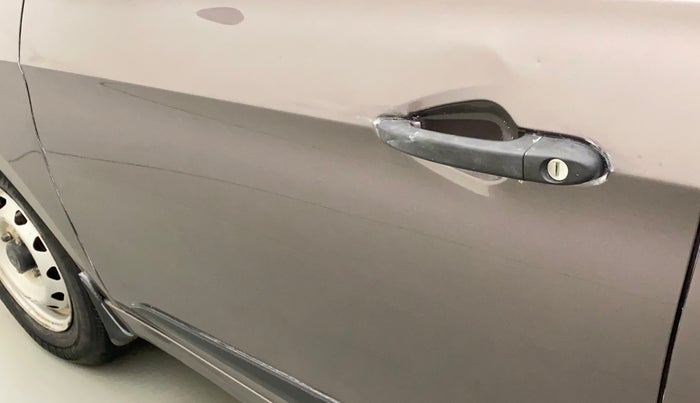 2018 Tata Tiago XE PETROL, Petrol, Manual, 47,846 km, Front passenger door - Slightly dented