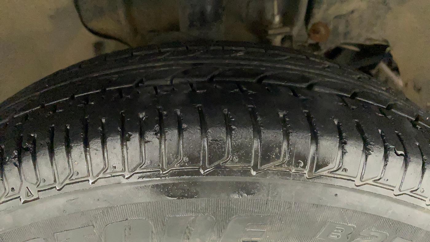2018 Tata Tiago XE PETROL, Petrol, Manual, 47,846 km, Right Front Tyre Tread