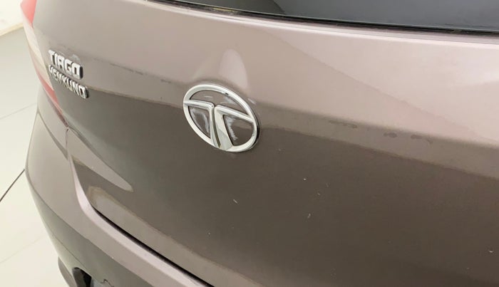 2018 Tata Tiago XE PETROL, Petrol, Manual, 47,846 km, Dicky (Boot door) - Slightly dented