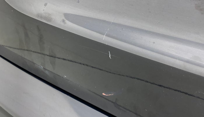 2010 Maruti Wagon R 1.0 LXI, Petrol, Manual, 32,075 km, Dicky (Boot door) - Minor scratches