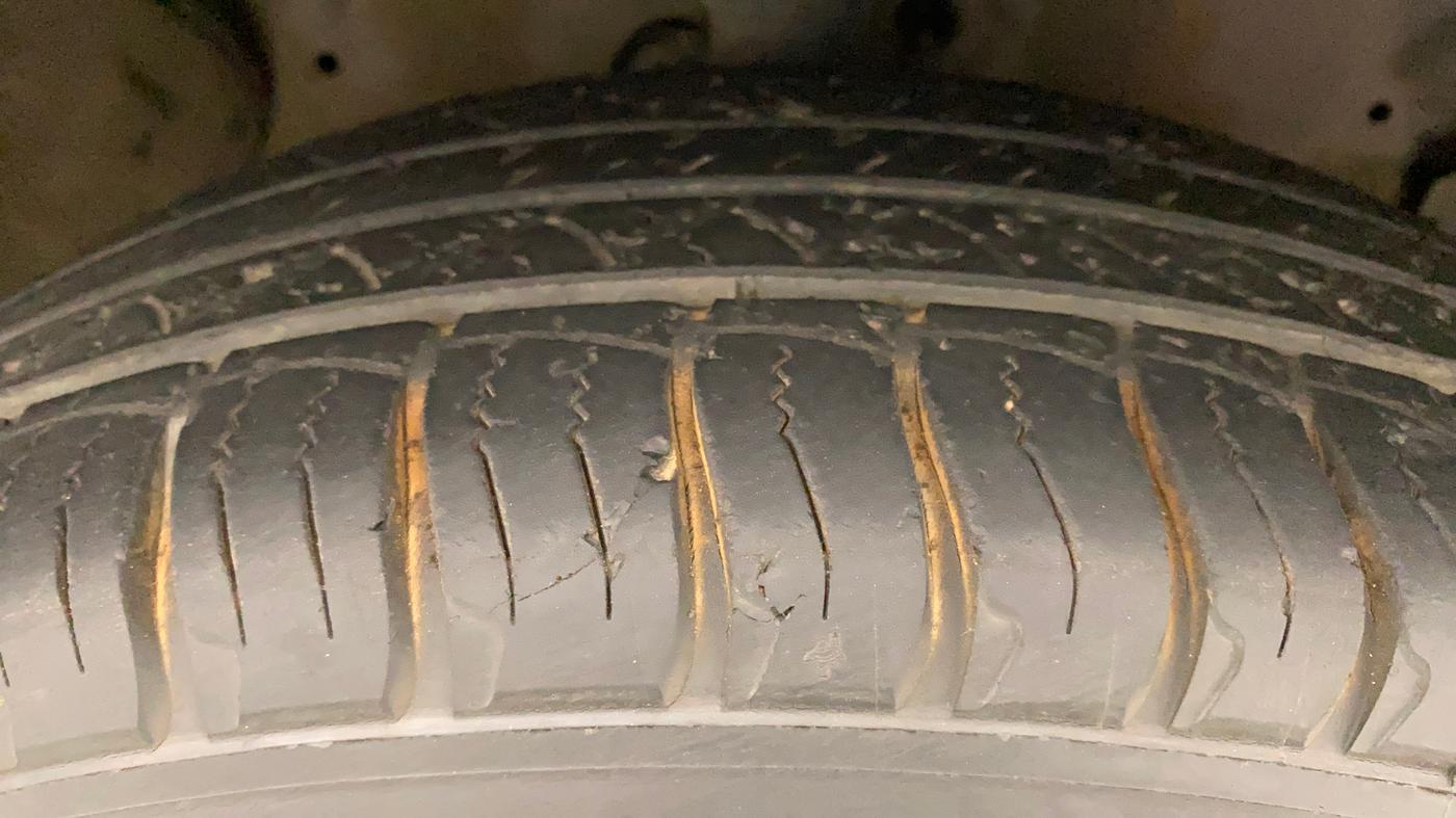 2018 Honda CRV 2.4 AWD AT, Petrol, Automatic, 35,146 km, Right Front Tyre Tread
