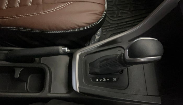 2022 Maruti BREZZA ZXI AT SMART HYBRID, Petrol, Automatic, 48,740 km, Gear Lever