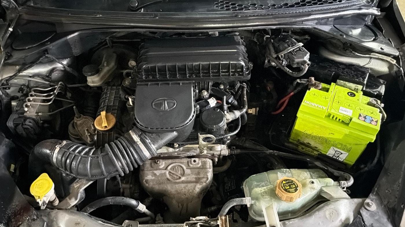2019 Tata Tiago XZA PETROL, Petrol, Automatic, 1,01,628 km, Engine View
