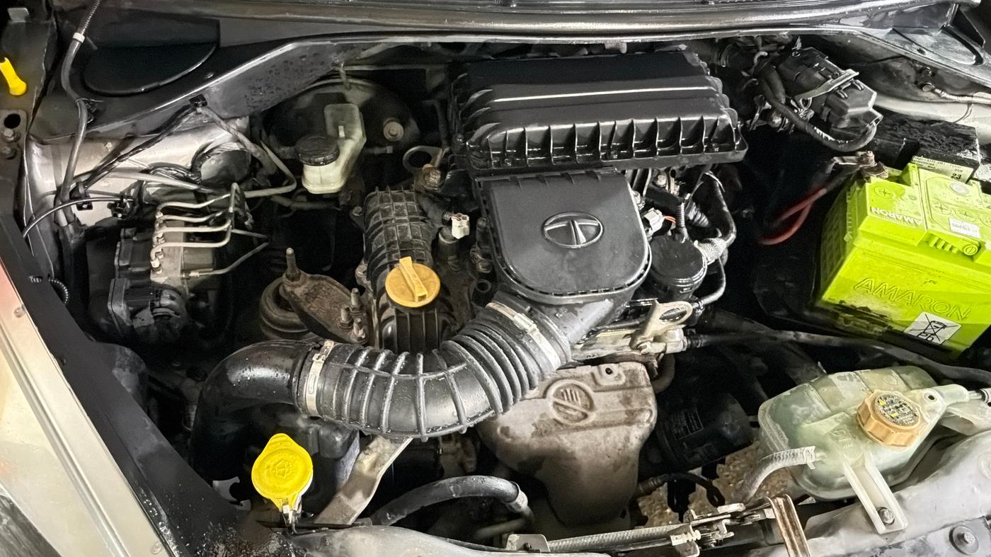 2019 Tata Tiago XZA PETROL, Petrol, Automatic, 1,01,628 km, Engine View - Right