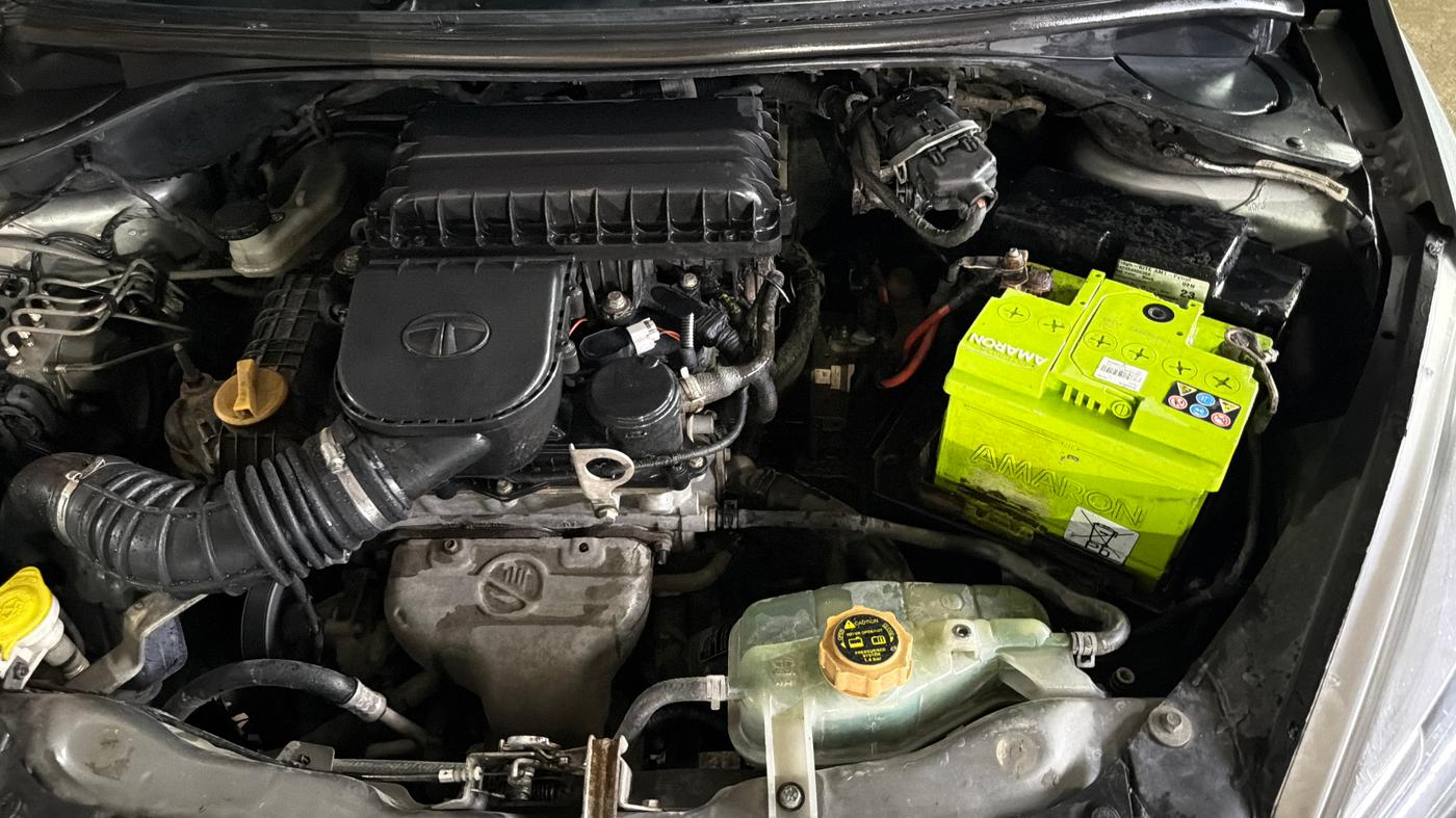 2019 Tata Tiago XZA PETROL, Petrol, Automatic, 1,01,628 km, Engine View - Left