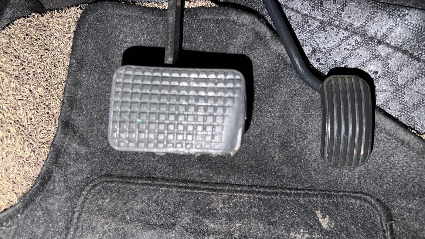 2019 Tata Tiago XZA PETROL, Petrol, Automatic, 1,01,628 km, Pedals