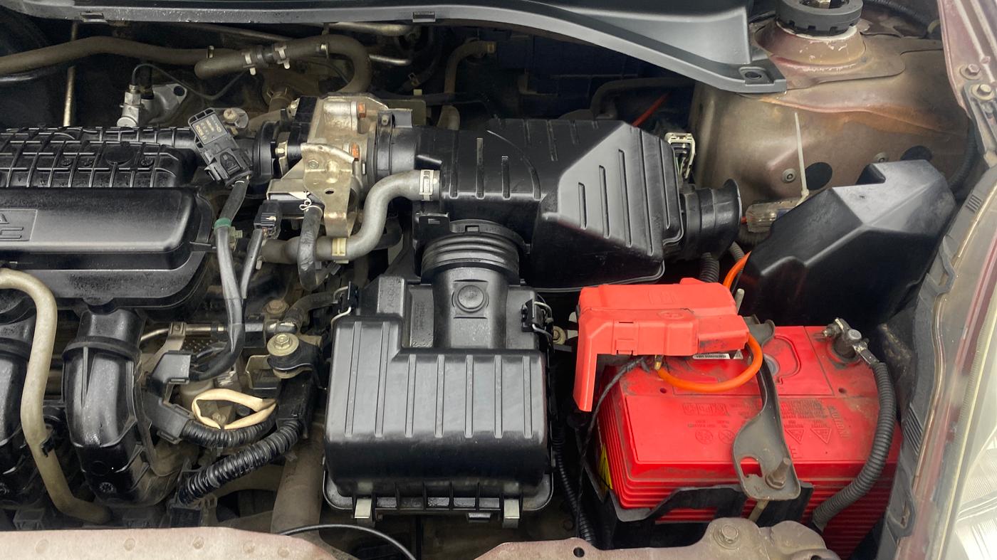 2015 Honda Amaze 1.2L I-VTEC S, Petrol, Manual, 1,08,925 km, Engine View - Left
