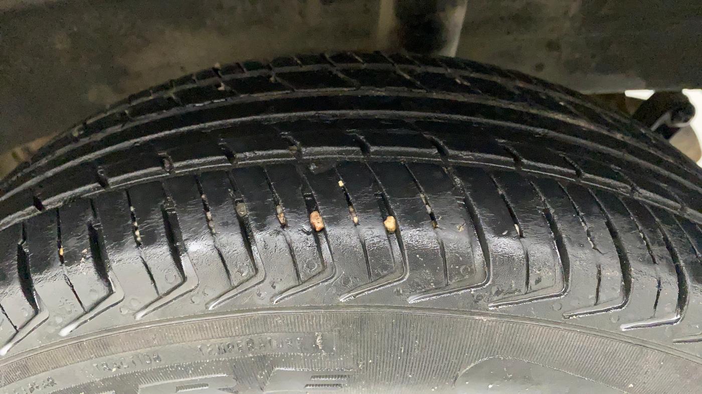 2018 Renault Kwid RXL, Petrol, Manual, 49,390 km, Left Rear Tyre Tread