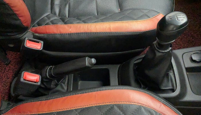 2018 Renault Kwid RXL, Petrol, Manual, 49,390 km, Gear Lever