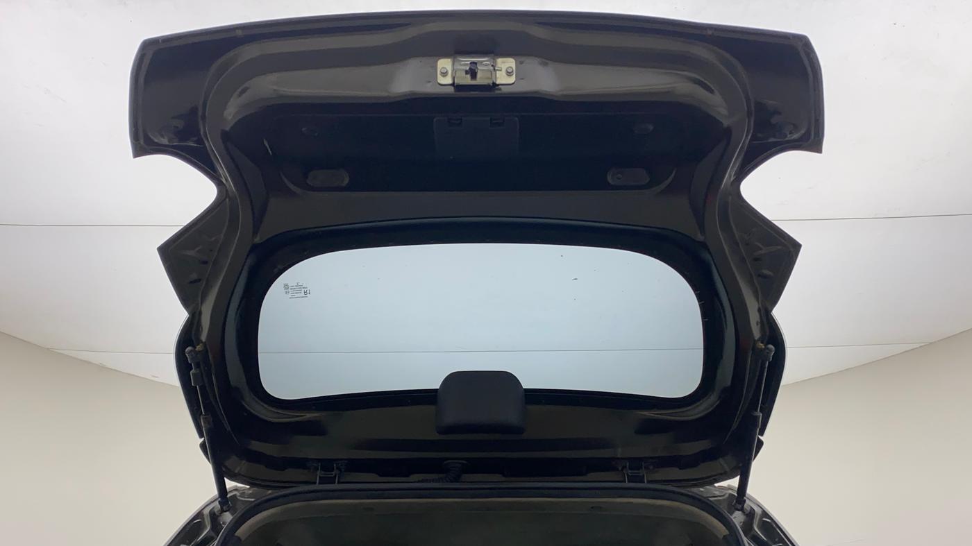 2018 Renault Kwid RXL, Petrol, Manual, 49,390 km, Boot Door Open
