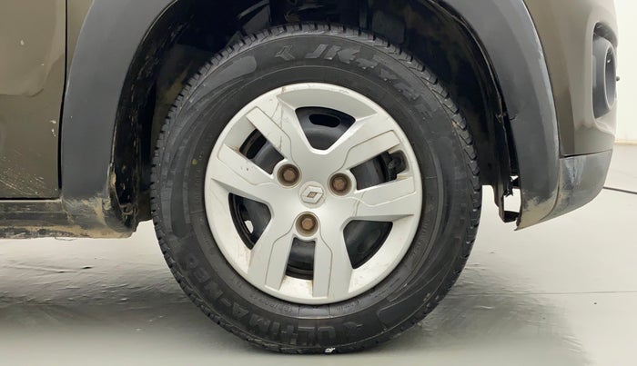 2018 Renault Kwid RXL, Petrol, Manual, 49,390 km, Right Front Wheel