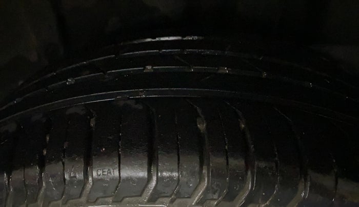 2022 Volkswagen VIRTUS TOPLINE TSI 1.0 AT, Petrol, Automatic, 16,917 km, Left Rear Tyre Tread