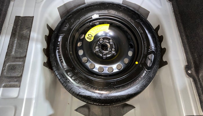 2022 Volkswagen VIRTUS TOPLINE TSI 1.0 AT, Petrol, Automatic, 16,917 km, Spare Tyre