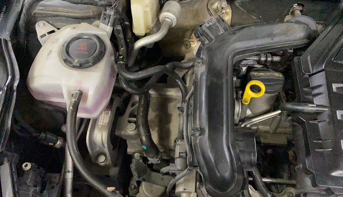 2022 Volkswagen VIRTUS TOPLINE TSI 1.0 AT, Petrol, Automatic, 16,917 km, Engine View - Right