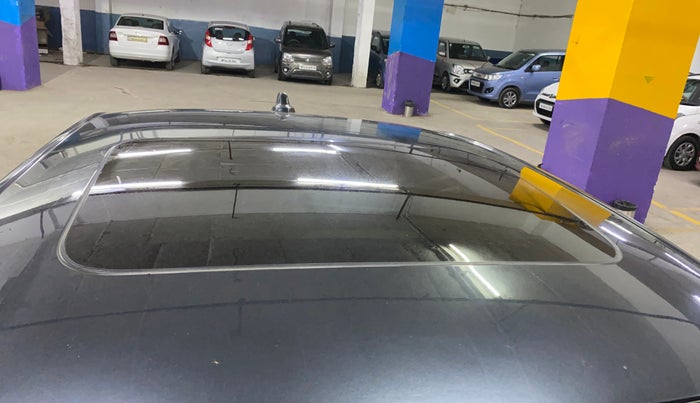 2022 Volkswagen VIRTUS TOPLINE TSI 1.0 AT, Petrol, Automatic, 16,917 km, Moonroof/ Sunroof