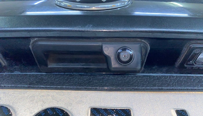 2022 Volkswagen VIRTUS TOPLINE TSI 1.0 AT, Petrol, Automatic, 16,917 km, Parking Camera