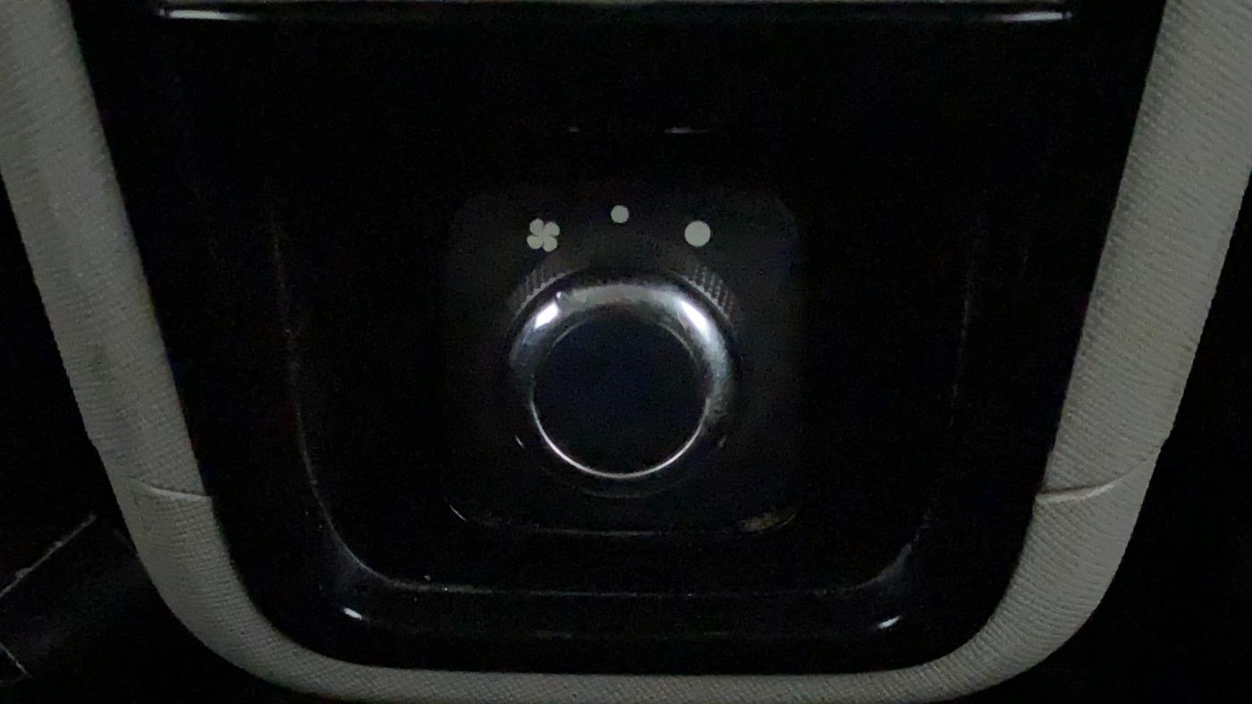 2018 Tata NEXON XZA+ 1.5, Diesel, Automatic, 58,312 km, Rear AC Temperature Control