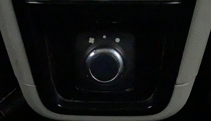 2018 Tata NEXON XZA+ 1.5, Diesel, Automatic, 58,312 km, Rear AC Temperature Control