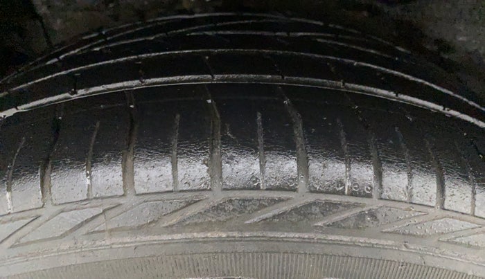 2018 Tata NEXON XZA+ 1.5, Diesel, Automatic, 58,312 km, Right Front Tyre Tread