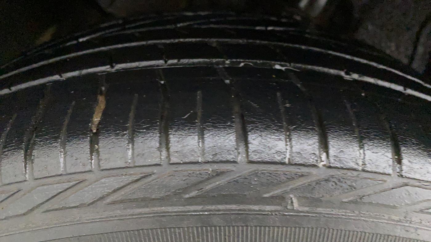 2018 Tata NEXON XZA+ 1.5, Diesel, Automatic, 58,312 km, Right Rear Tyre Tread