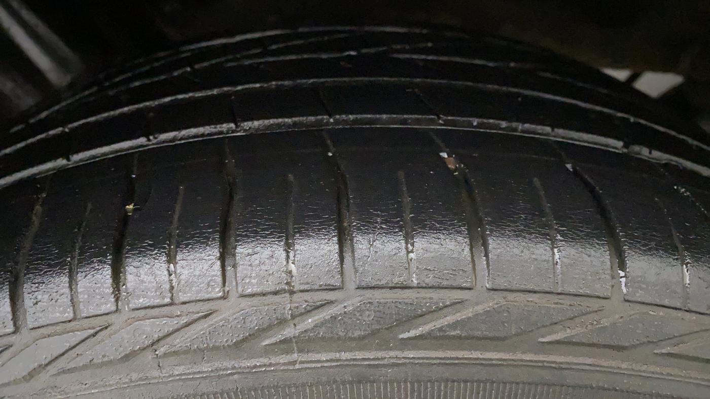 2018 Tata NEXON XZA+ 1.5, Diesel, Automatic, 58,312 km, Left Front Tyre Tread