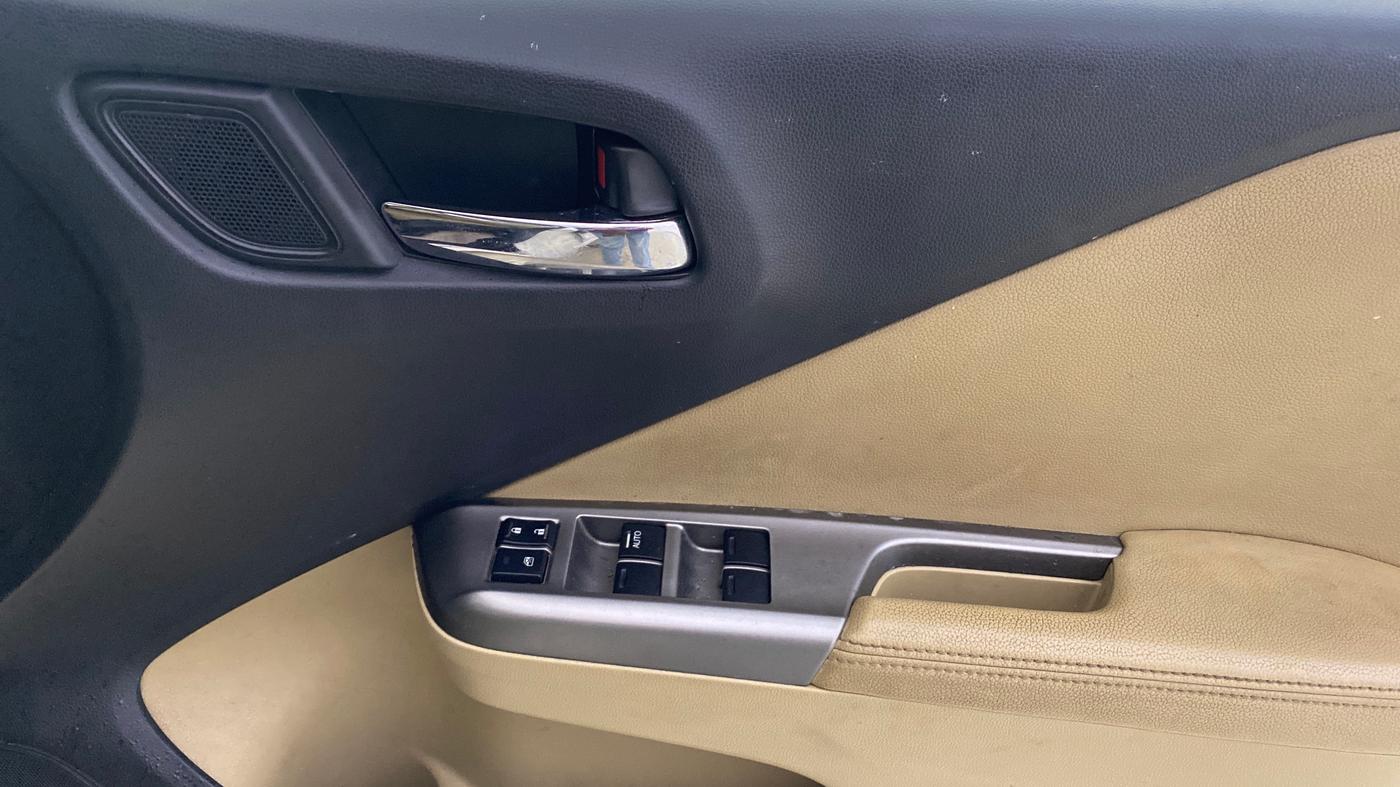 2015 Honda City 1.5L I-VTEC VX CVT, Petrol, Automatic, 69,664 km, Driver Side Door Panels Control
