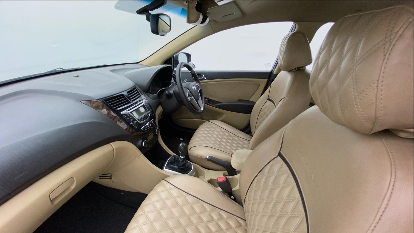 2014 Hyundai Verna FLUIDIC 1.6 VTVT SX, Petrol, Manual, 51,111 km, Right Side Front Door Cabin