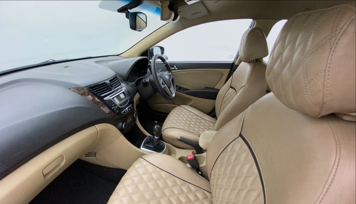 2014 Hyundai Verna FLUIDIC 1.6 VTVT SX, Petrol, Manual, 51,111 km, Right Side Front Door Cabin