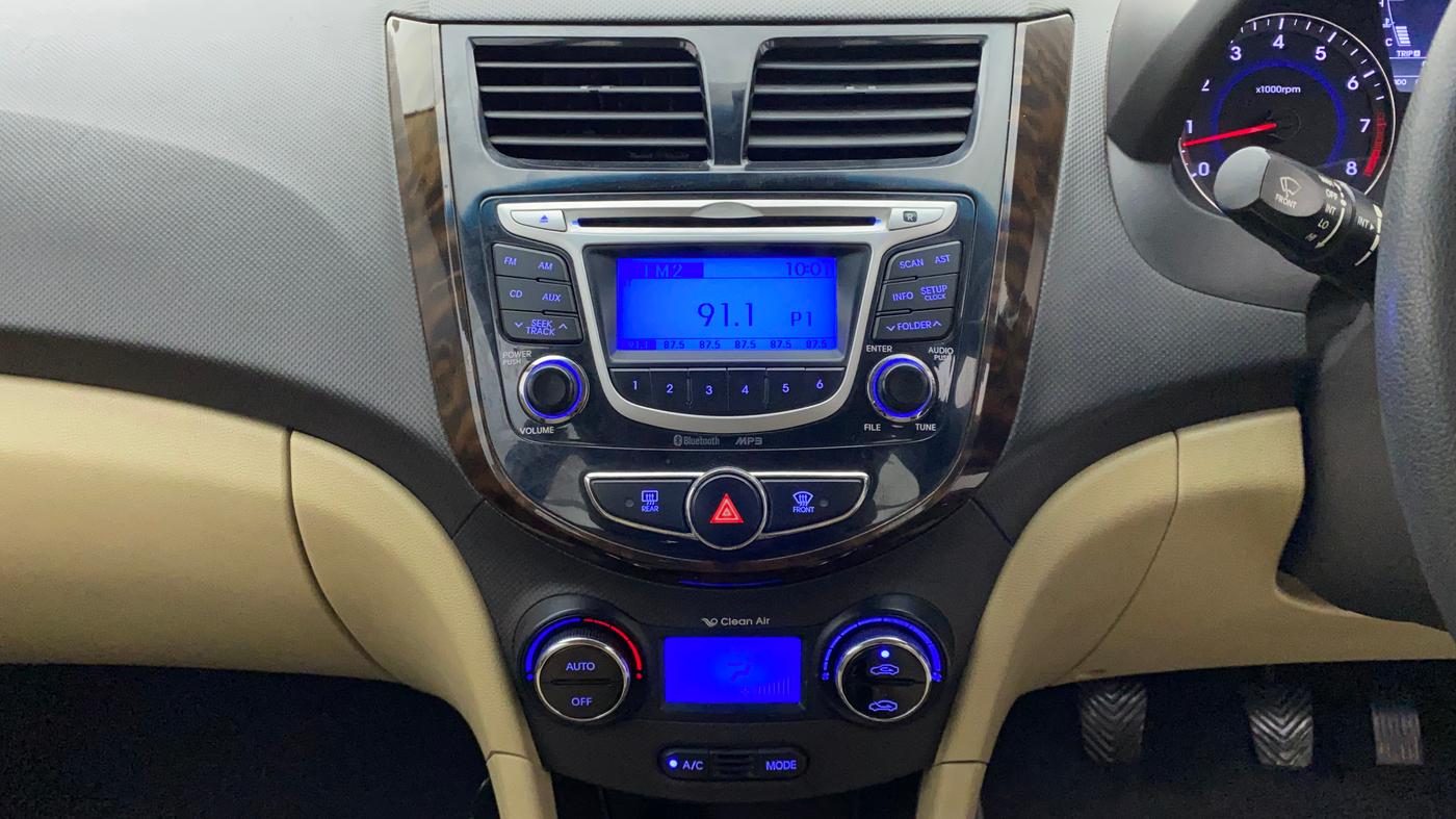 2014 Hyundai Verna FLUIDIC 1.6 VTVT SX, Petrol, Manual, 51,111 km, Air Conditioner