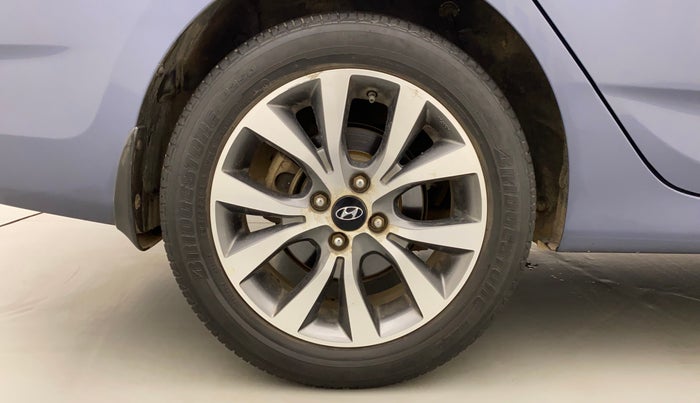 2014 Hyundai Verna FLUIDIC 1.6 VTVT SX, Petrol, Manual, 51,111 km, Right Rear Wheel