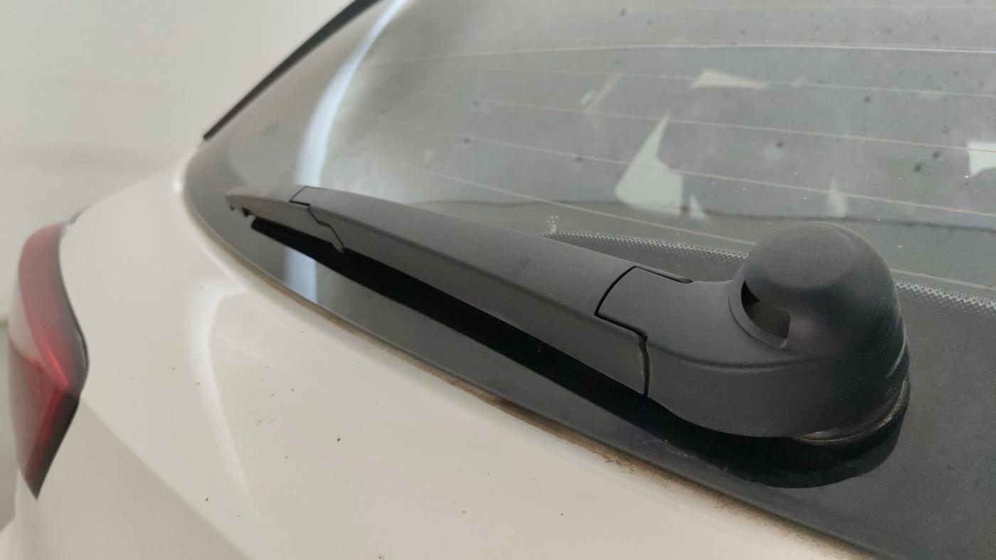 2022 MG ASTOR  SHARP 1.5 MT IVORY , Petrol, Manual, 63,216 km, Rear Wiper