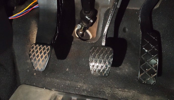 2022 MG ASTOR  SHARP 1.5 MT IVORY , Petrol, Manual, 63,172 km, Pedals