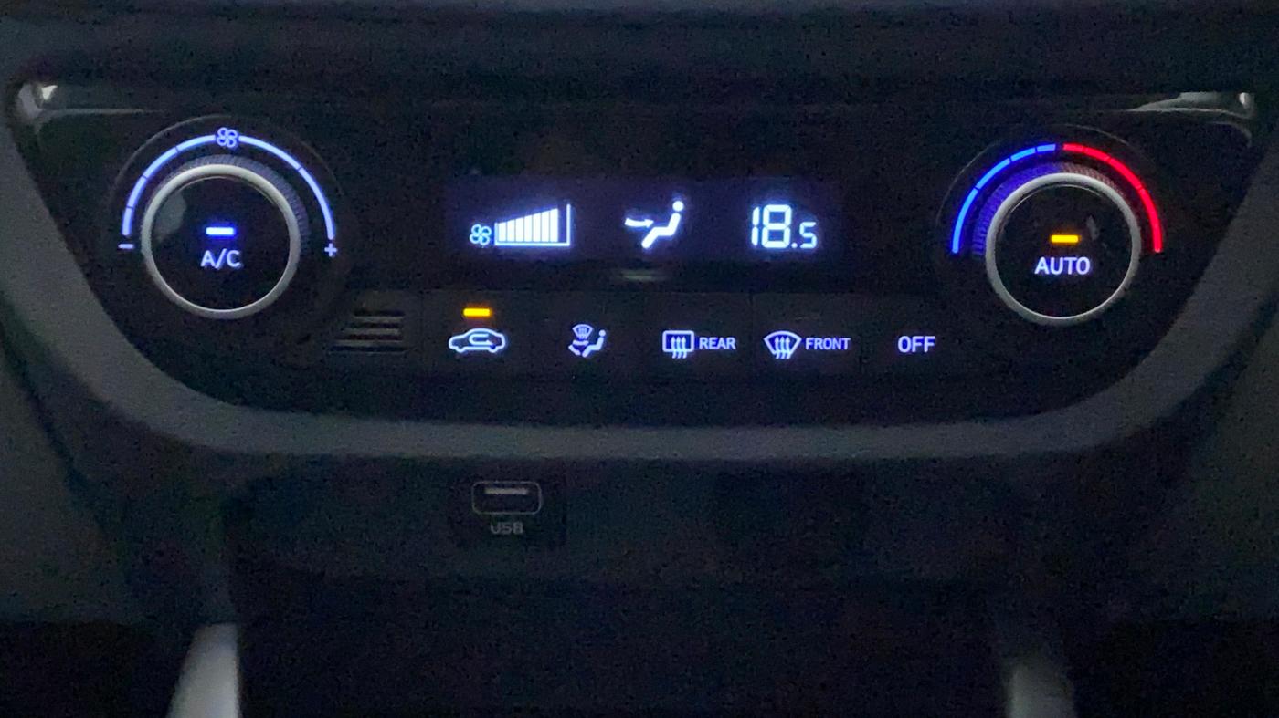 2020 Hyundai GRAND I10 NIOS SPORTZ U2 1.2 CRDI, Diesel, Manual, 24,914 km, Automatic Climate Control
