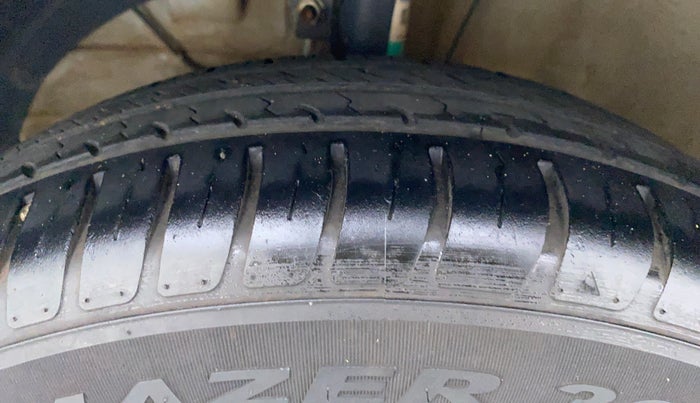 2018 Maruti Dzire VXI, Petrol, Manual, 12,784 km, Left Front Tyre Tread
