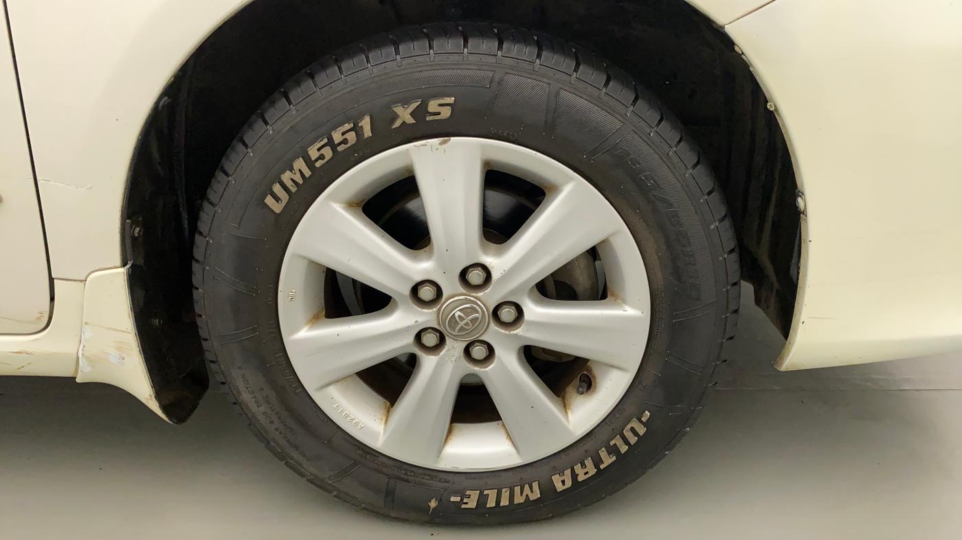 2012 Toyota Corolla Altis VL AT PETROL, Petrol, Automatic, 60,438 km, Right Front Wheel