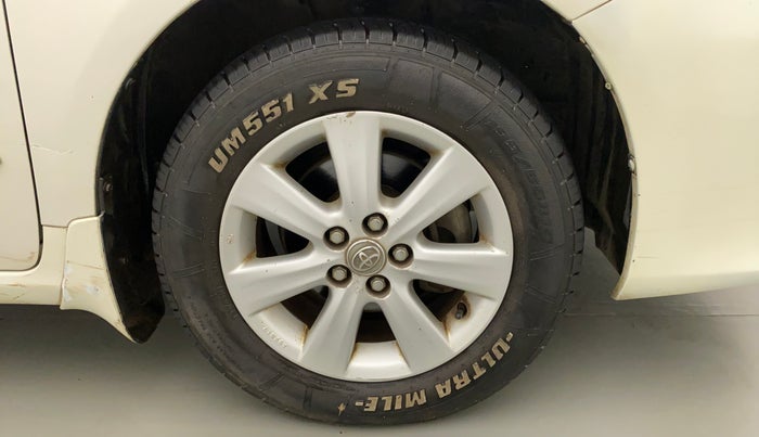 2012 Toyota Corolla Altis VL AT PETROL, Petrol, Automatic, 60,438 km, Right Front Wheel